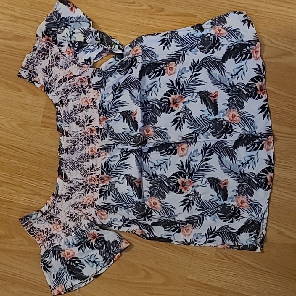 Maurices Off the Sholder size Medium